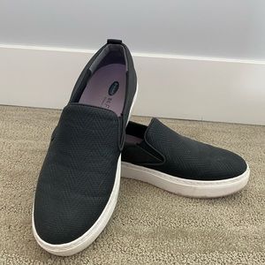 Dr. Scholls black ‘leather’ slip on sneakers